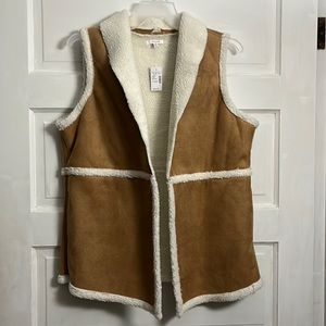 Maurices vest